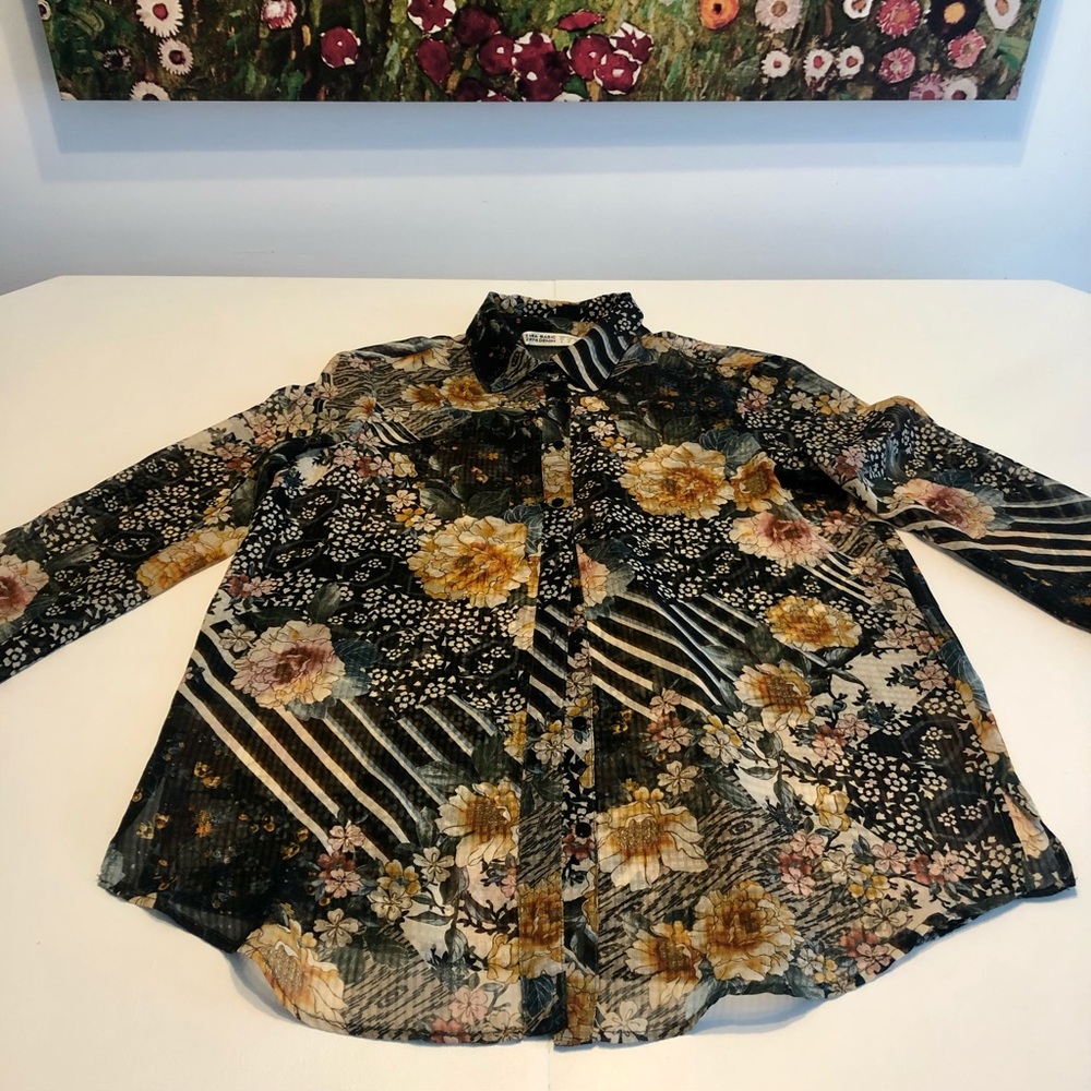 Gorgeous shirt.